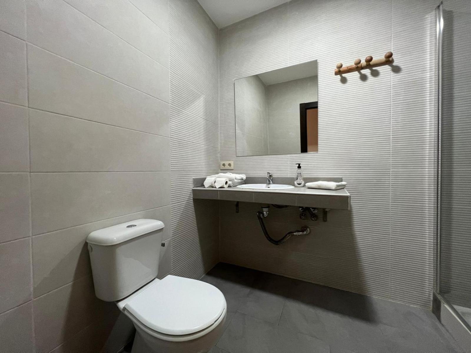 Hostal El Pasaje 蓬特赫尼尔 外观 照片